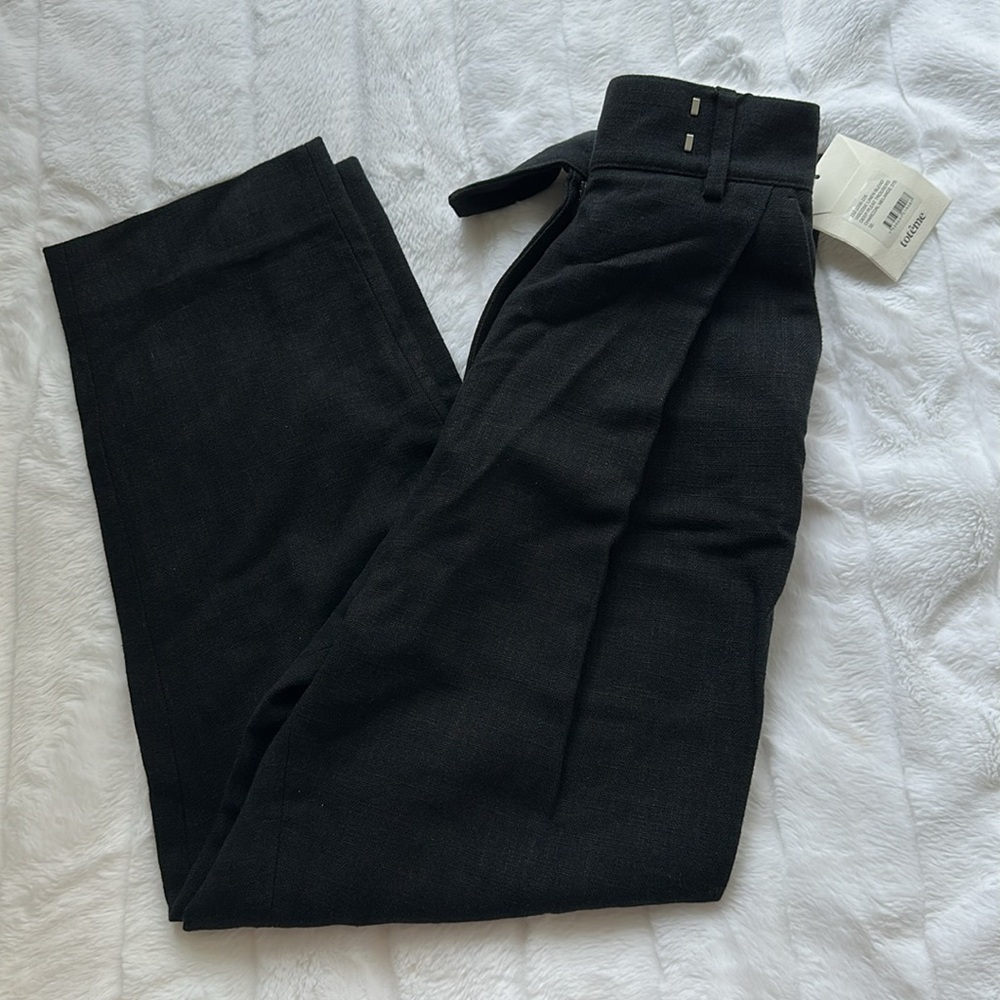 TOTEME
Black Deep Pleat Trousers